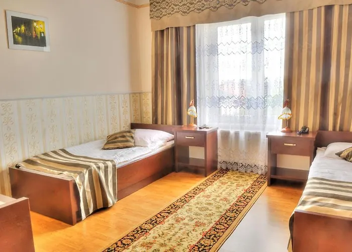 Adria בית הארחה